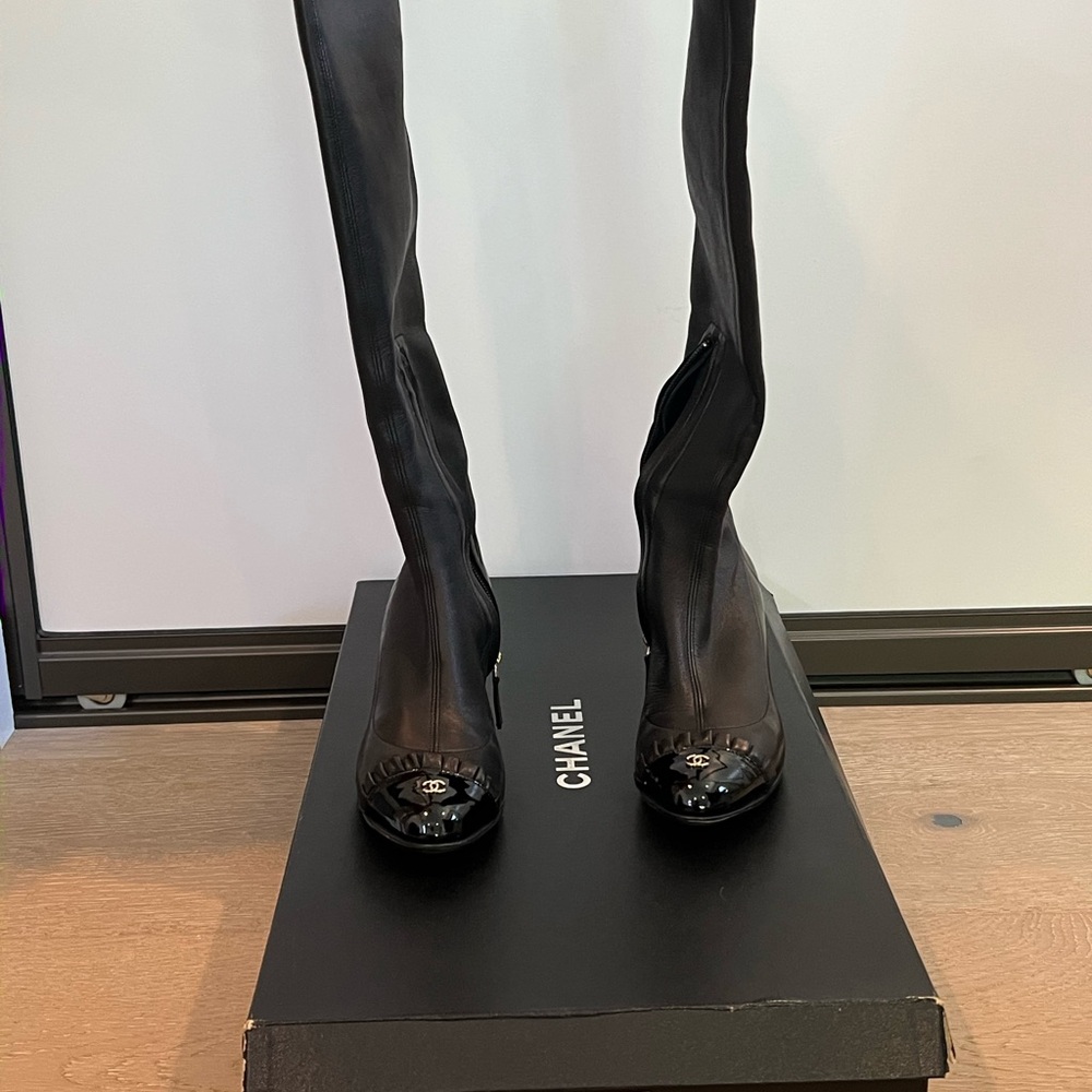 CHANEL Black Shiny Over the Knee Boots